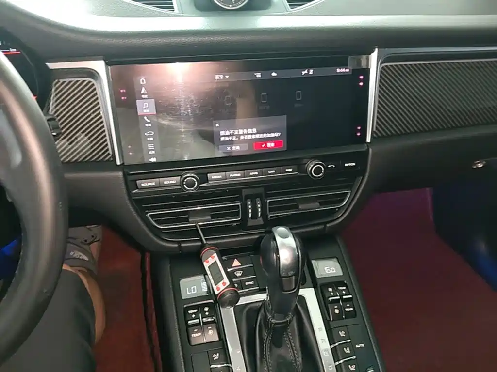 Porsche Macan 2020 — фото 13