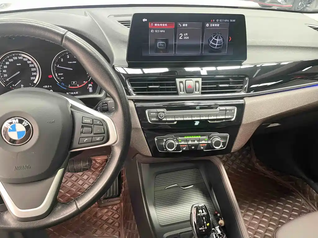 BMW X1 2022 — фото 11