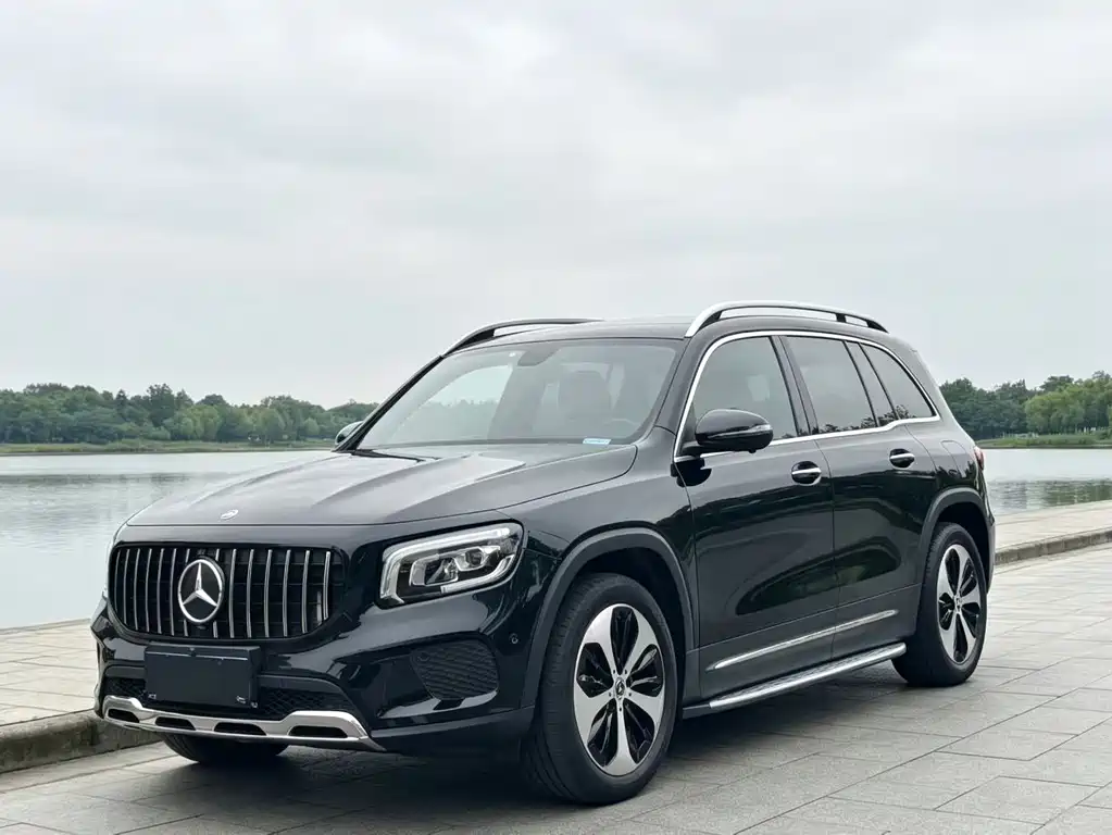 Mercedes-Benz GLB 2023 — фото 3
