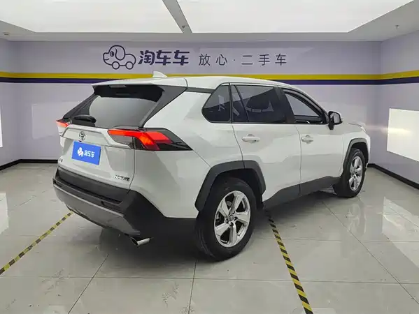 Toyota RAV4 2022