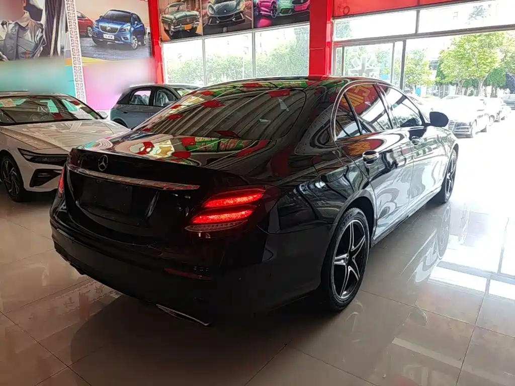 Mercedes-Benz E-Class 2020