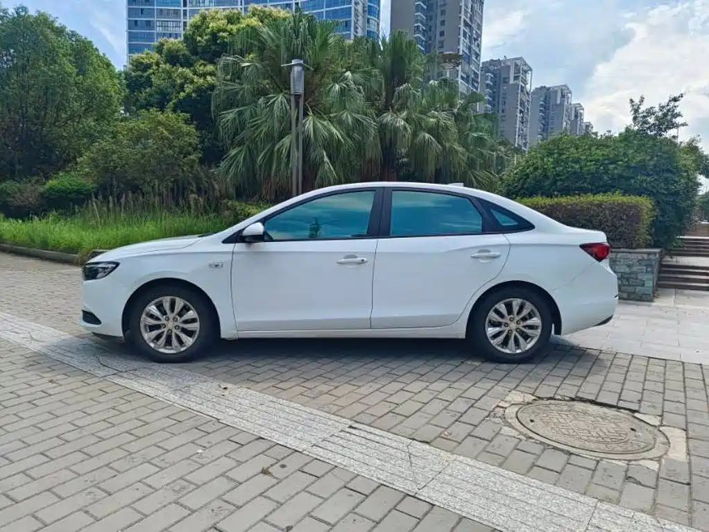 Buick Excelle 2020