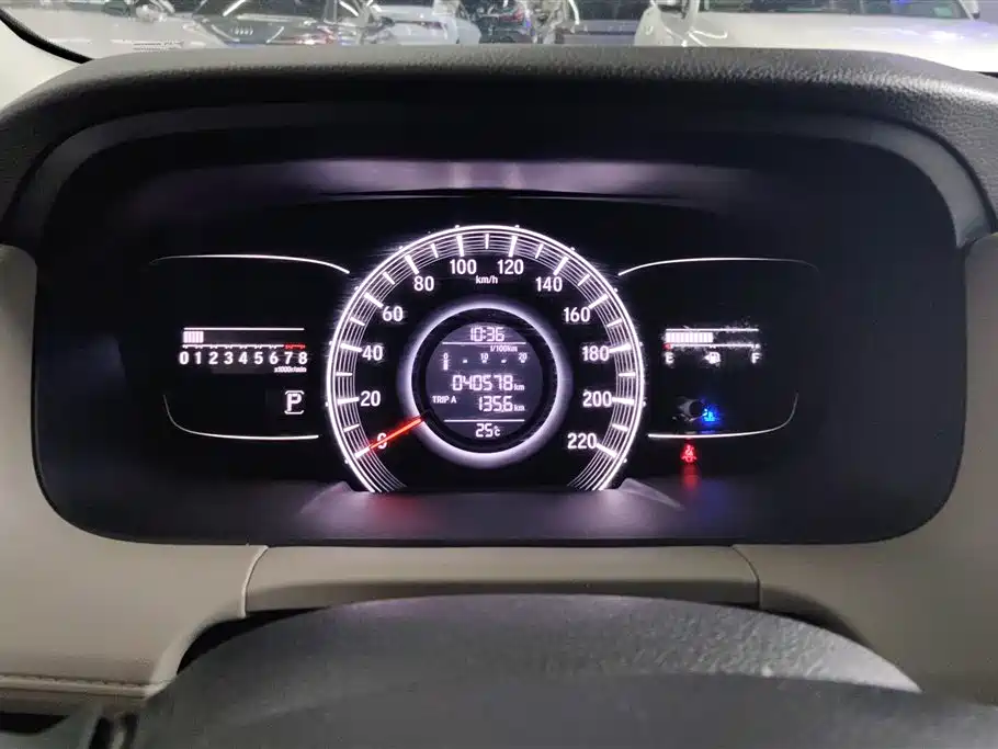 Honda Odyssey 2016 — фото 14