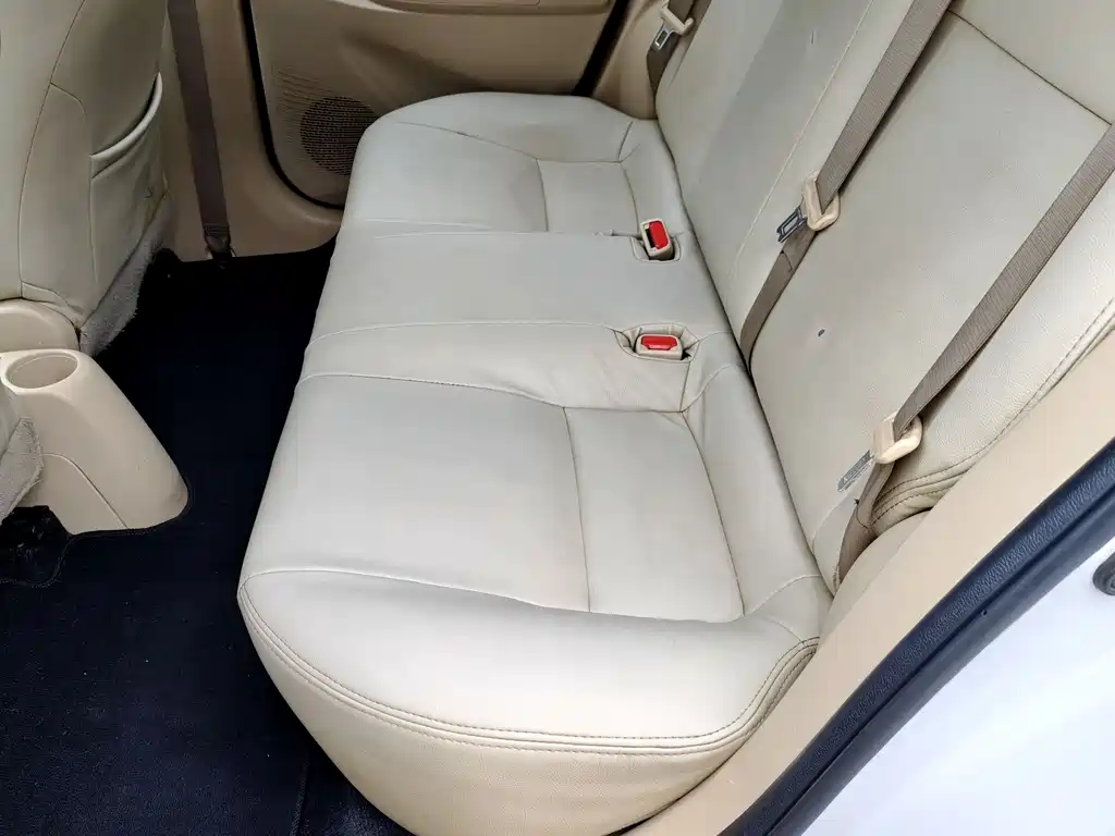 Toyota Vios 2017 — фото 20