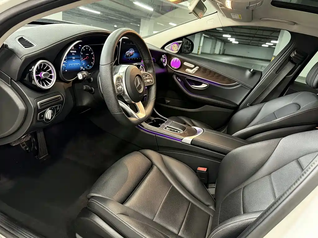 Mercedes-Benz C-Class 2020