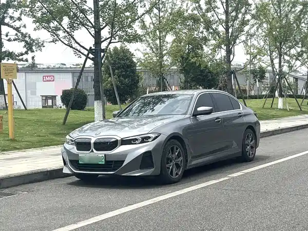 BMW i3 2022