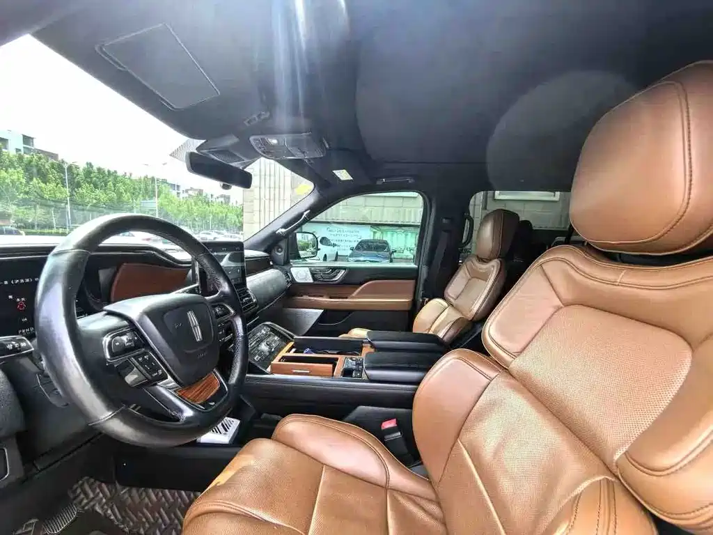 Lincoln Navigator 2019