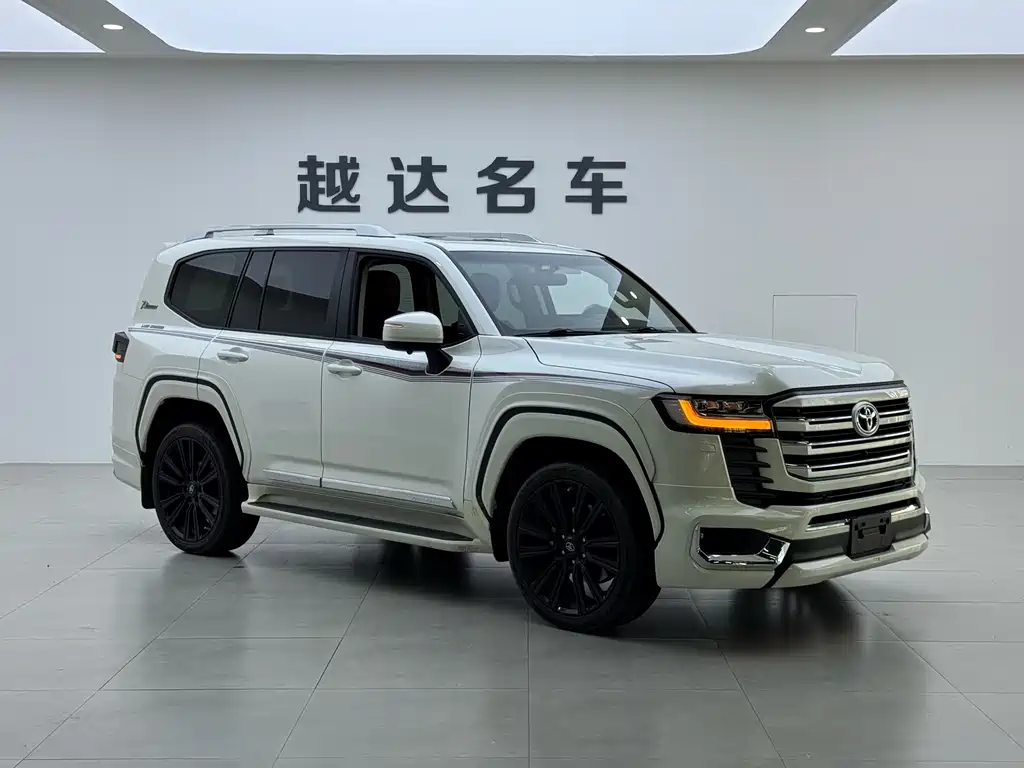 Toyota Land Cruiser 2024 — фото 3