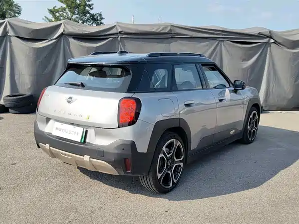 MINI Aceman 2025