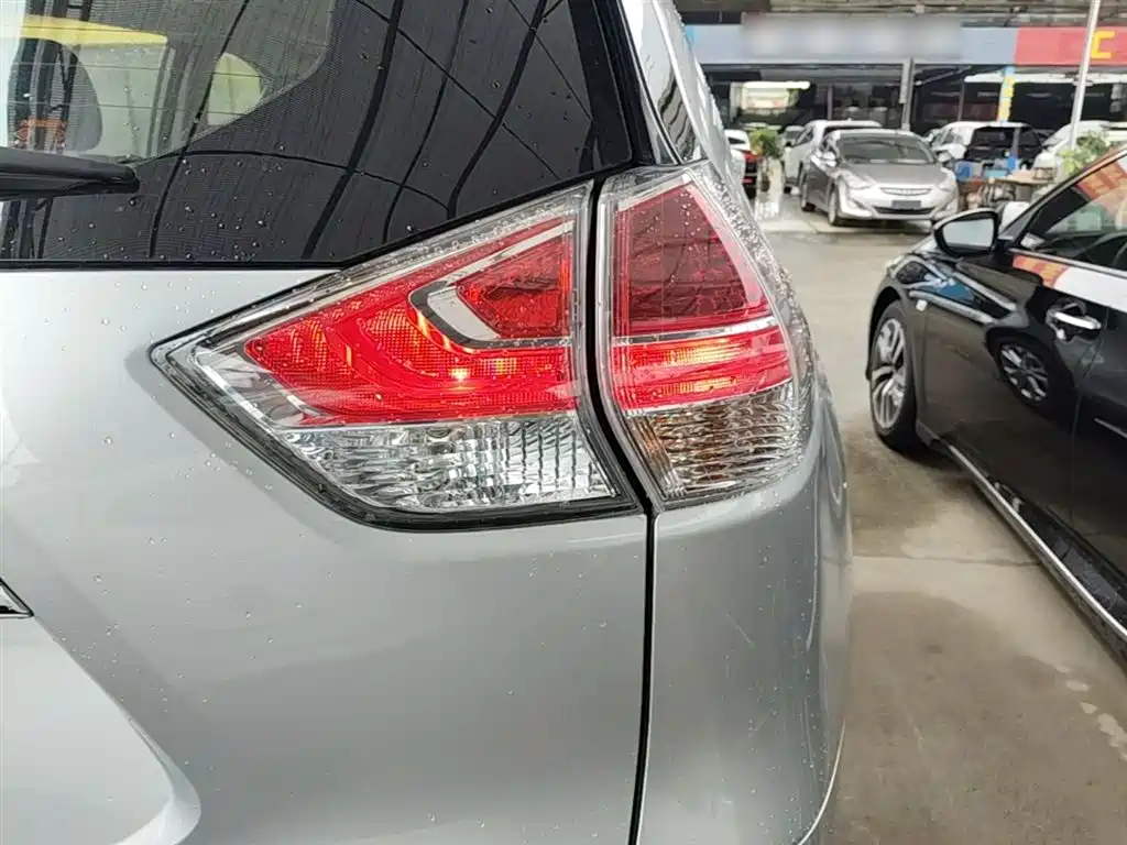 Nissan X-Trail 2015 — фото 8