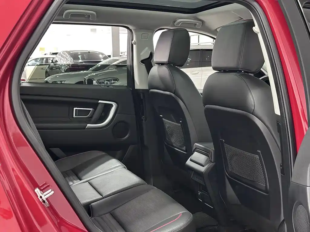Land Rover Discovery Sport 2019 — фото 10