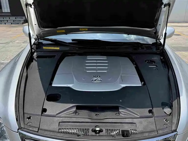 Lexus LS 2009 — фото 21