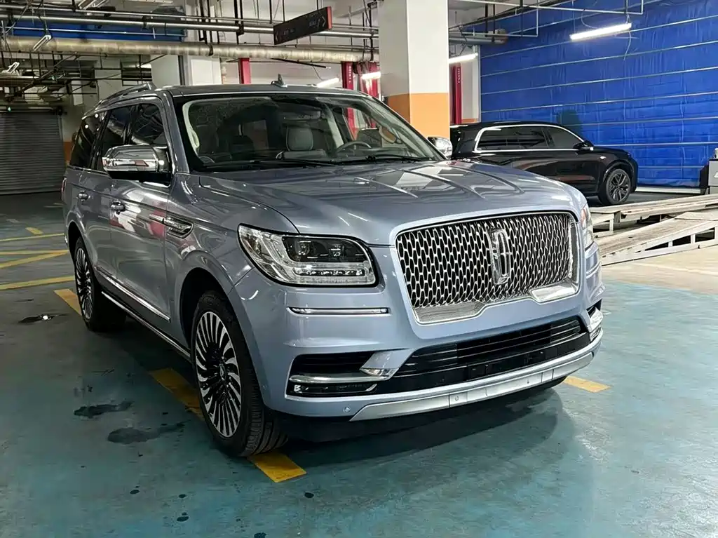 Lincoln Navigator 2021