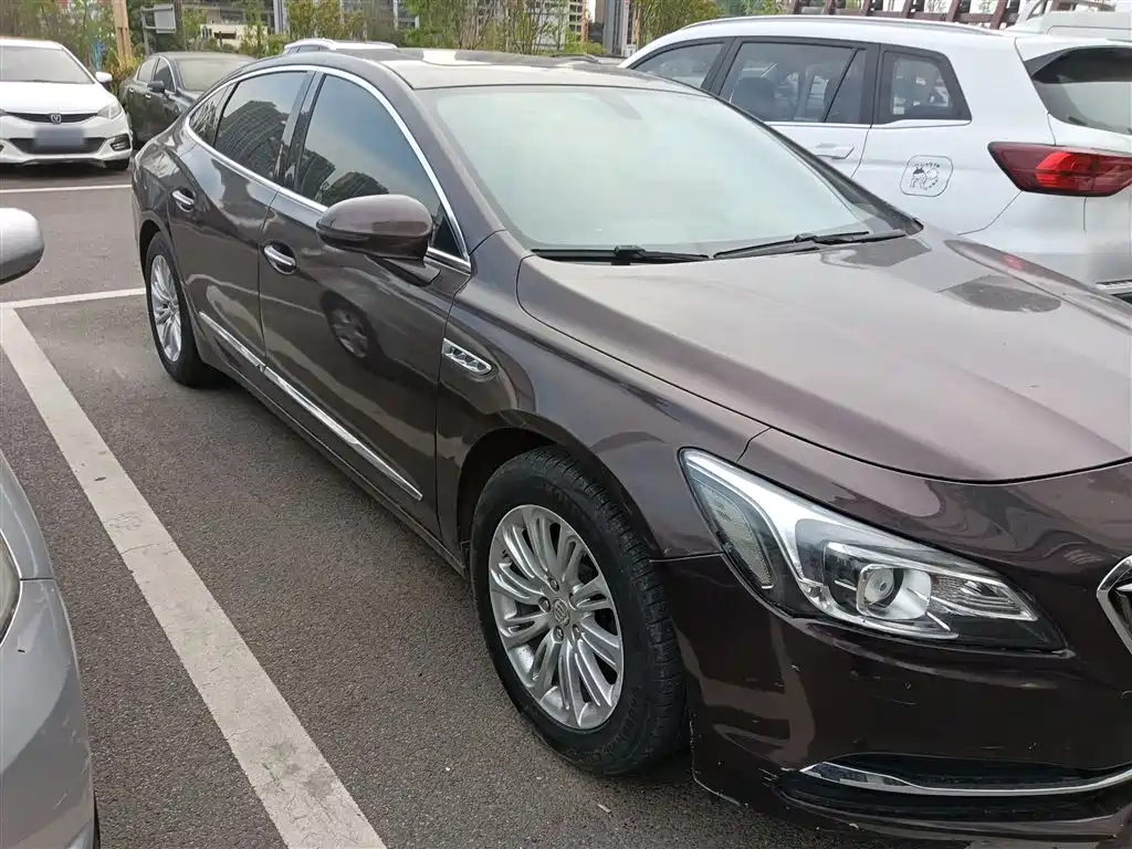 Buick LaCrosse 2016 — фото 22