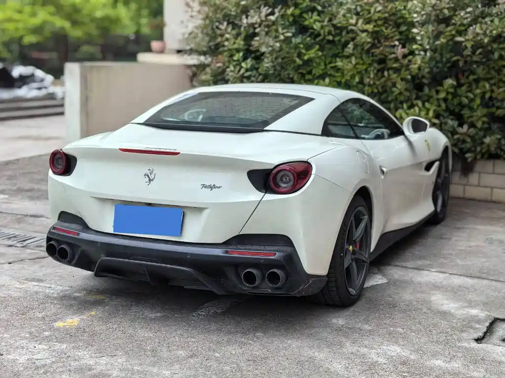 Ferrari Portofino 2019 — фото 31