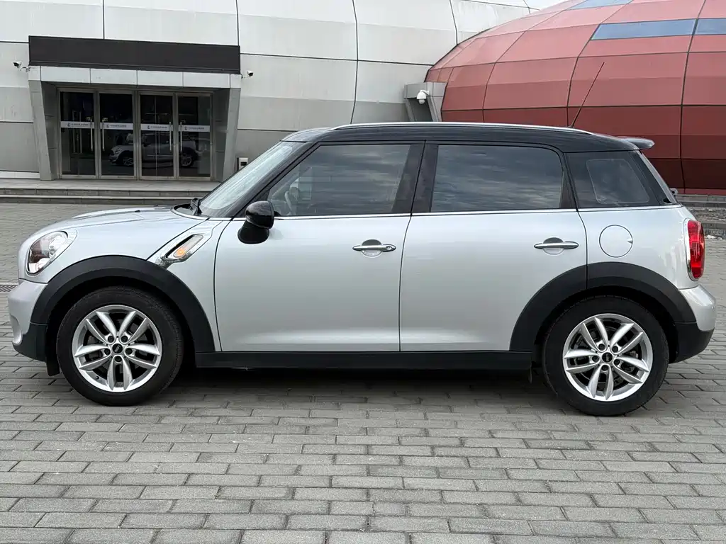 MINI Countryman 2011