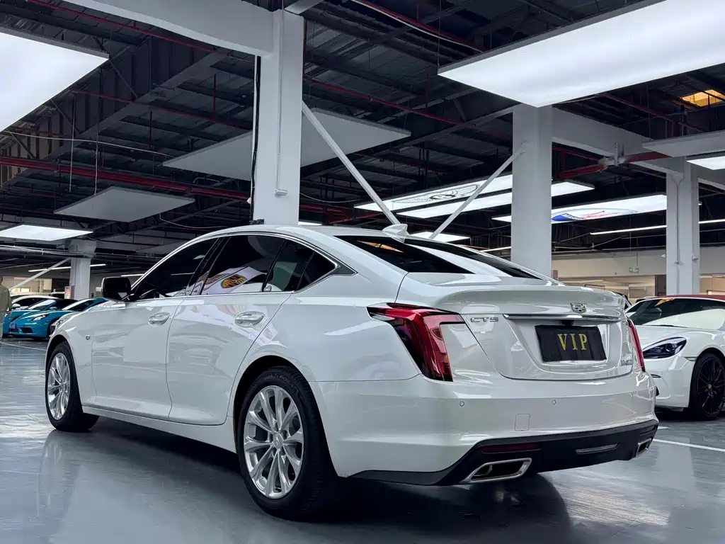Cadillac CT5 2023 — фото 17