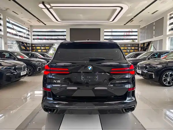 BMW X5 2024
