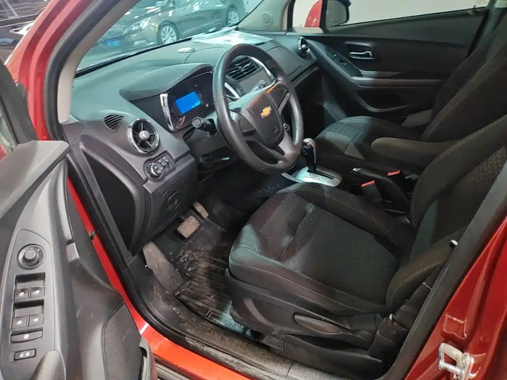Chevrolet Trax 2015 — фото 11