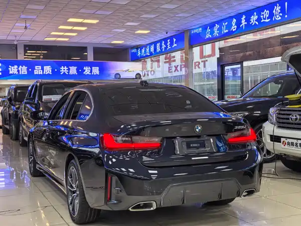 BMW 3 Series 2023
