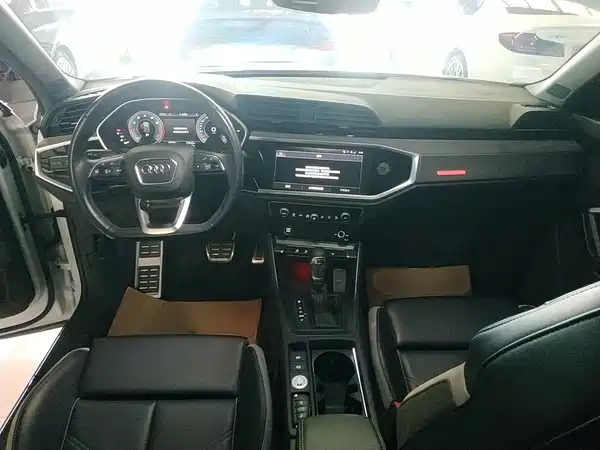 Audi Q3 2023