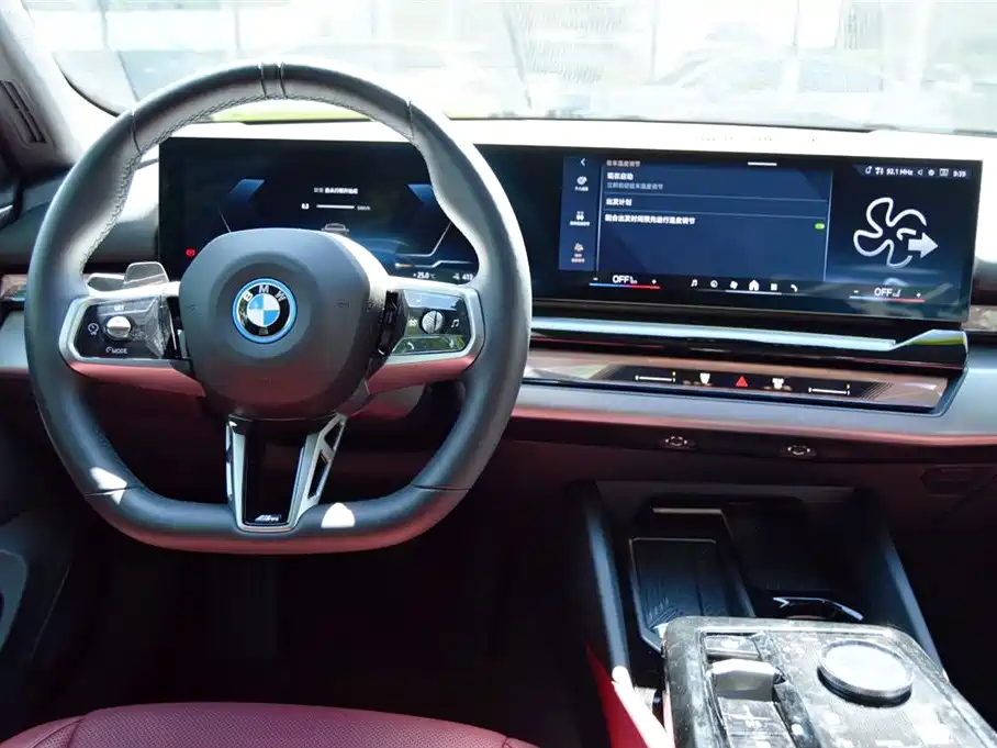 BMW i5 2025 — фото 12