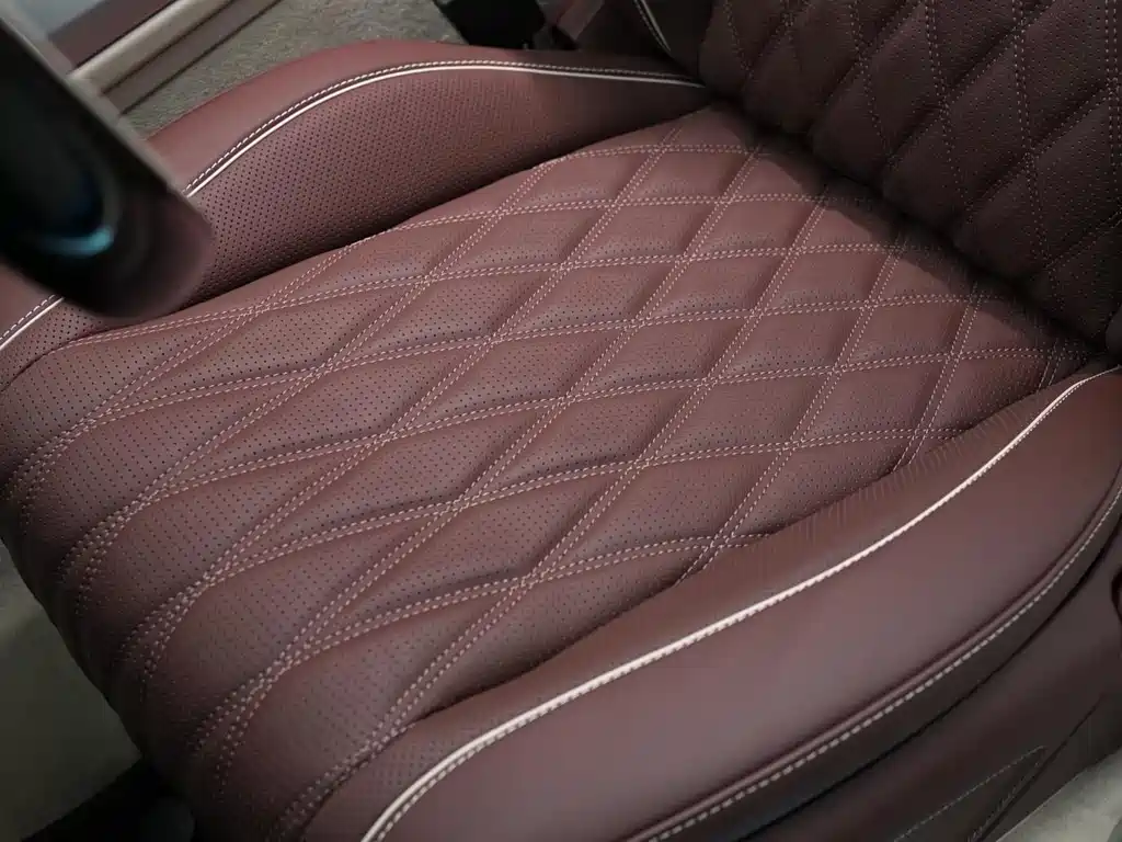 Mercedes-Benz GLS — фото 15