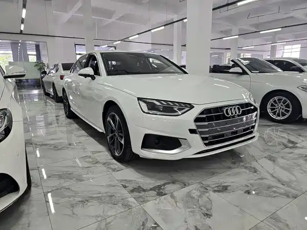 Audi A4L 2021