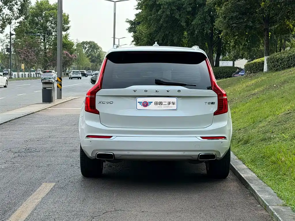 Volvo XC90 Plug-In Hybrid 2018 — фото 5