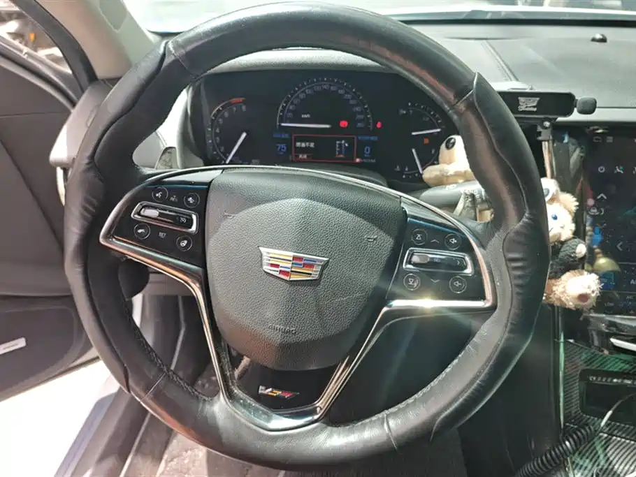 Cadillac ATS-L 2019 — фото 15
