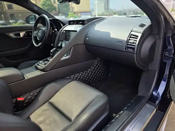 Jaguar F-TYPE 2017