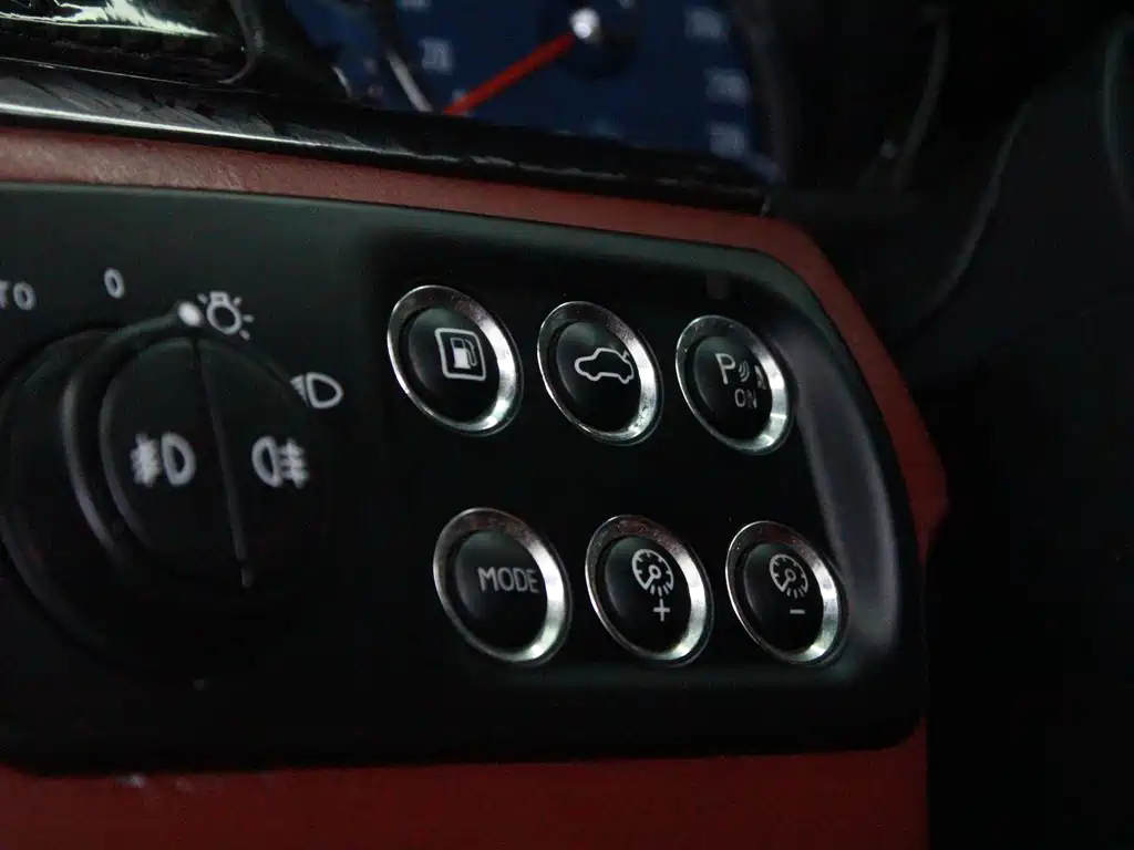 Maserati GranTurismo 2013 — фото 12