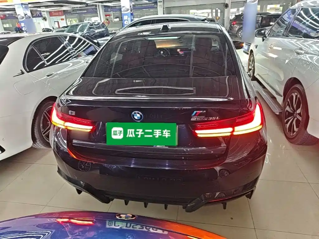 BMW i3 2025