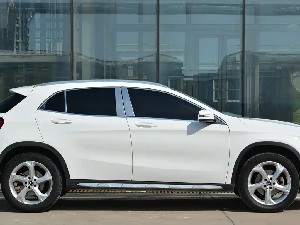 Mercedes-Benz GLA 2019