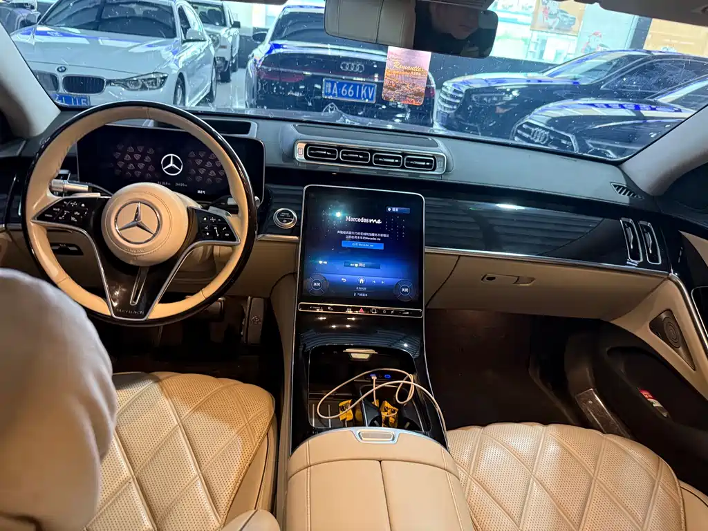 Mercedes-Benz Maybach S-Class 2023 — фото 4