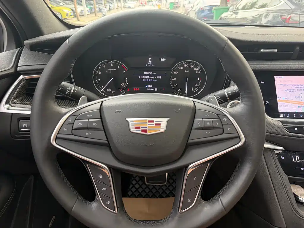 Cadillac XT5 2022 — фото 9