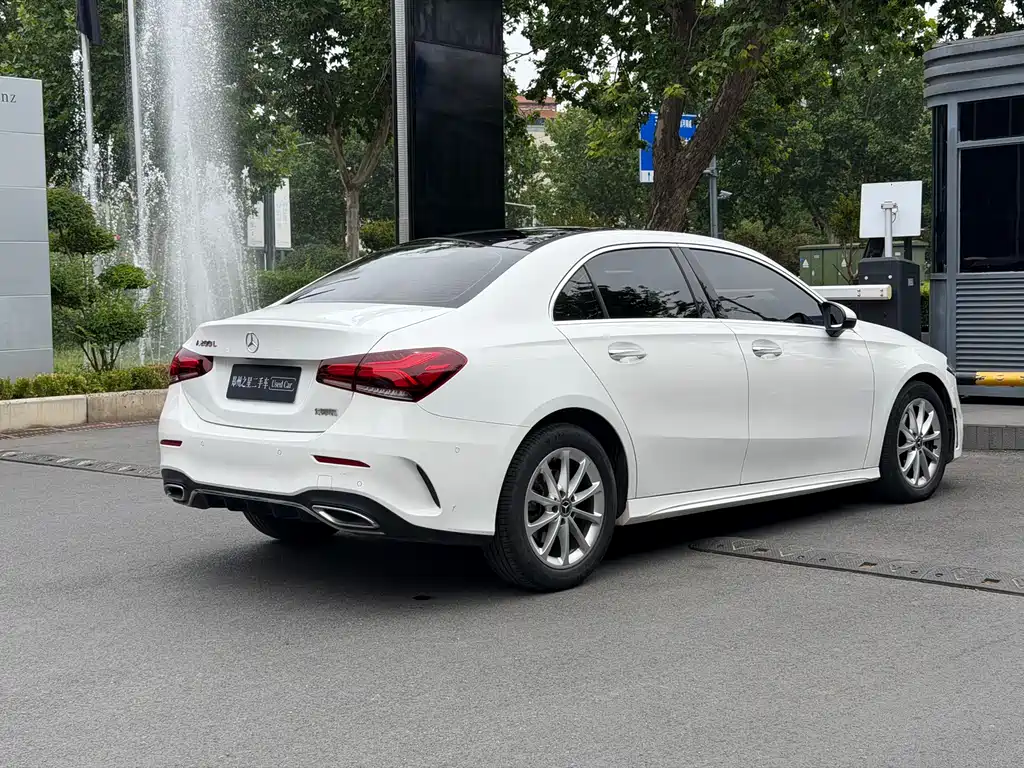 Mercedes-Benz A-Class 2020 — фото 5