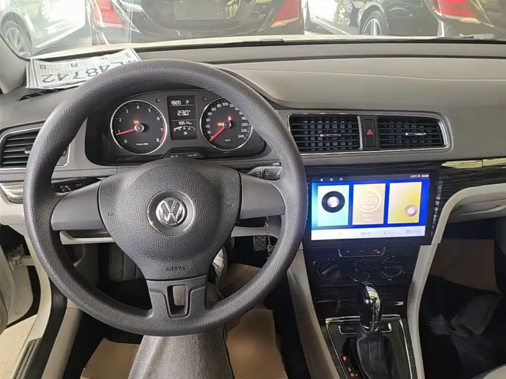 Volkswagen Gran Lavida 2016 — фото 10