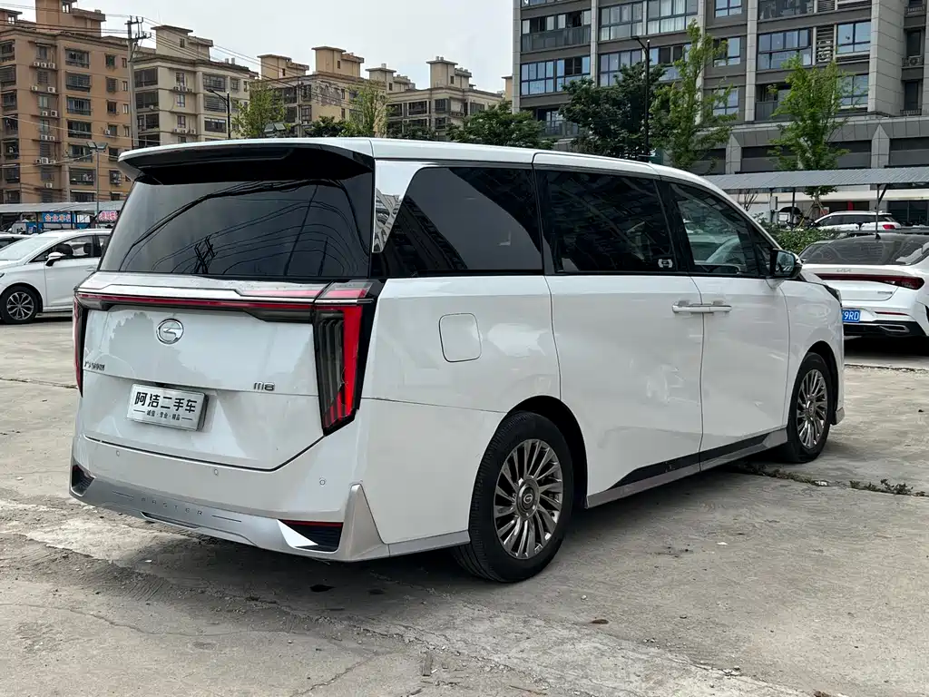 GAC Motor Trumpchi M8 2022 — фото 7
