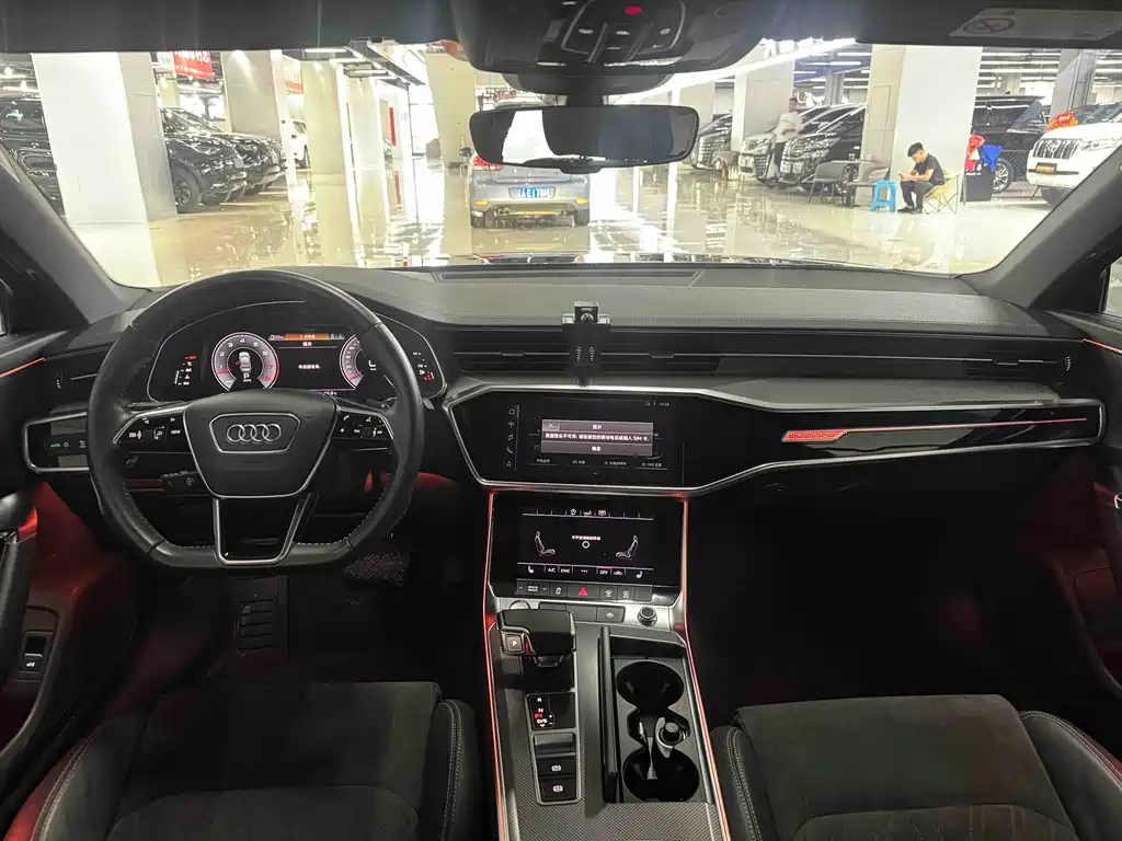 Audi A6L 2020