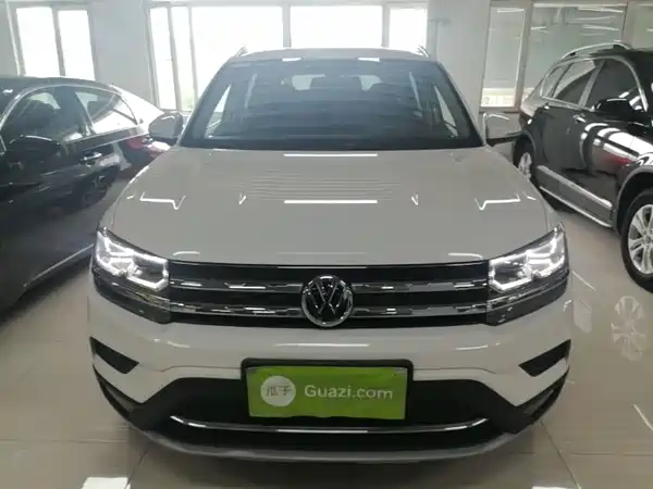 Volkswagen Tharu 2019