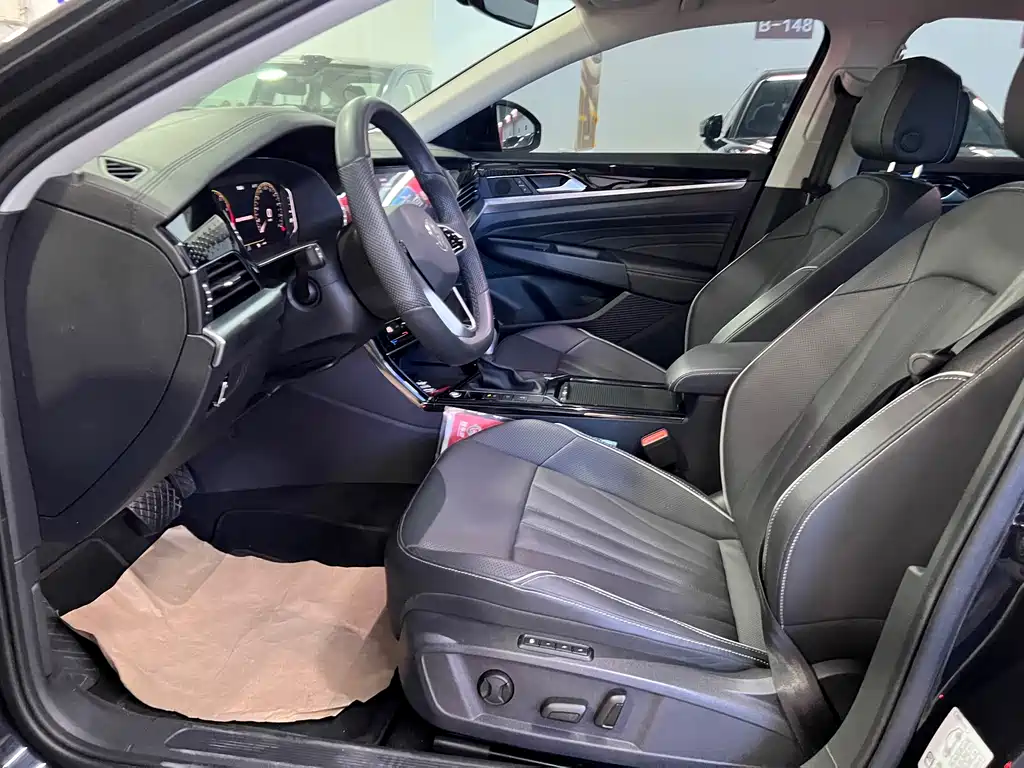 Volkswagen Passat 2024