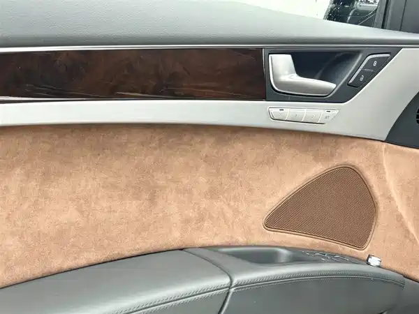 Audi A8 2014