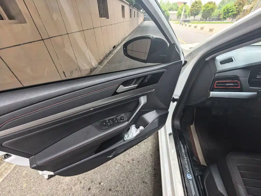 Volkswagen Lavida 2024