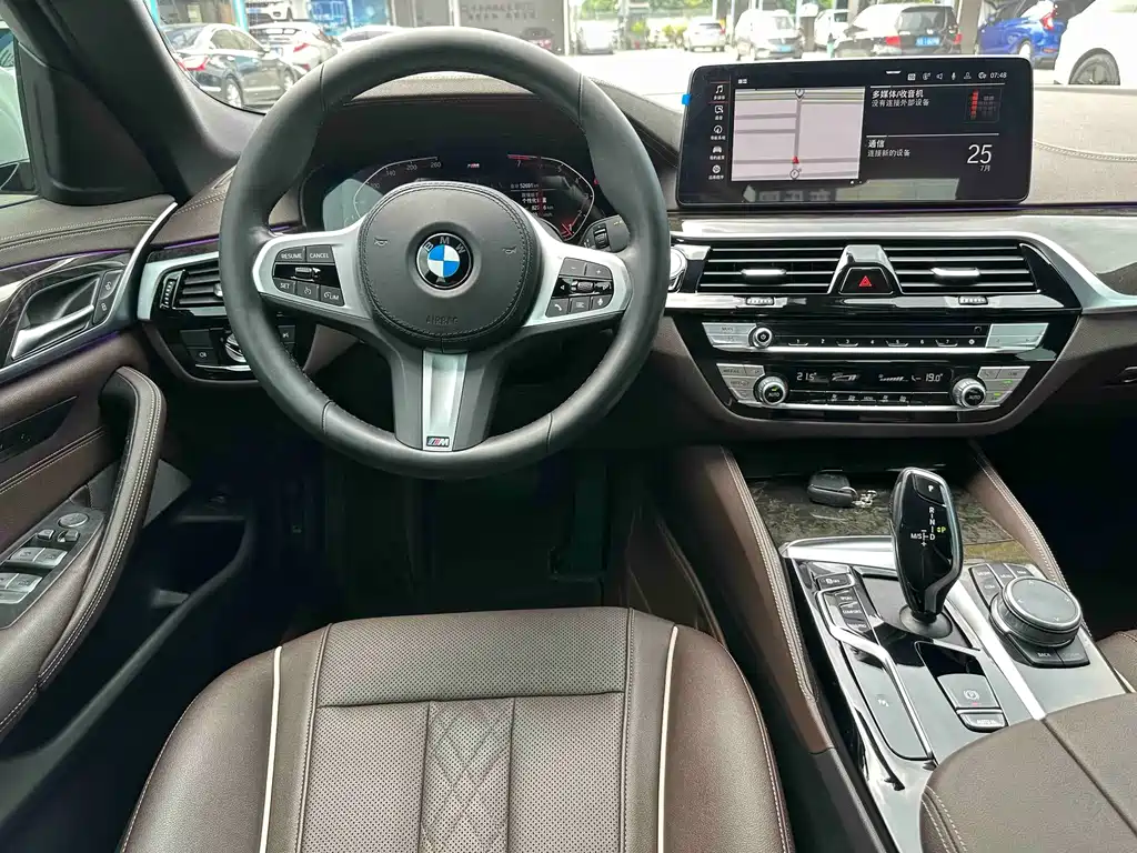 BMW 5 Series 2022
