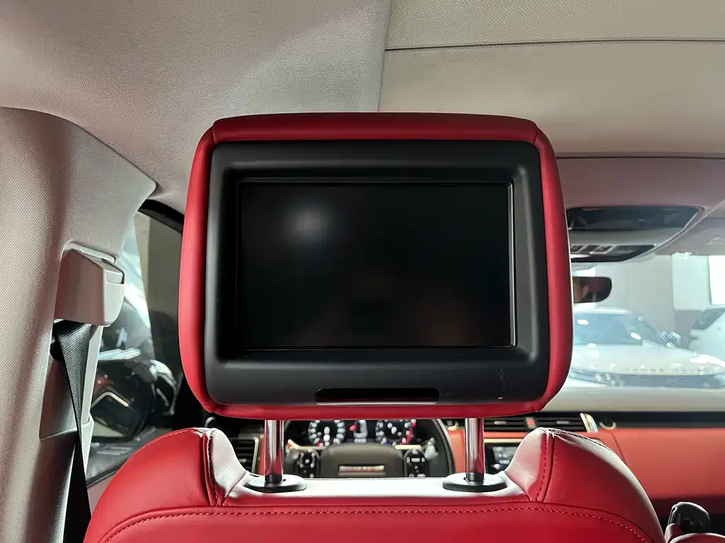 Land Rover Sport 2022 — фото 10