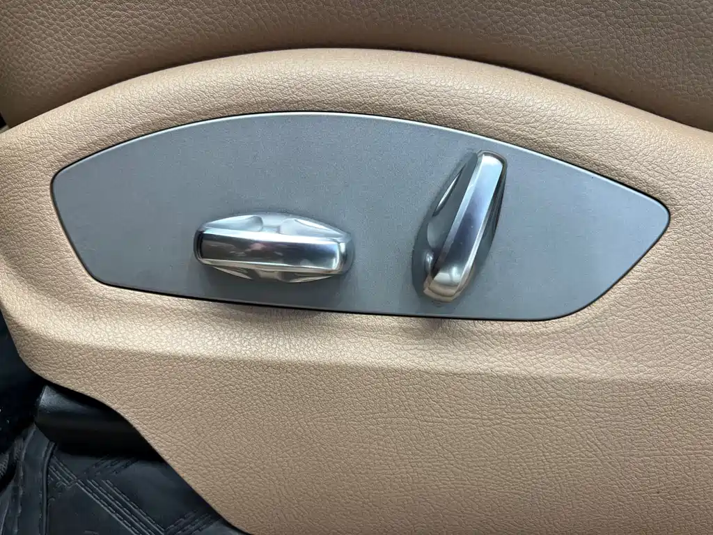 Porsche Macan 2020 — фото 12