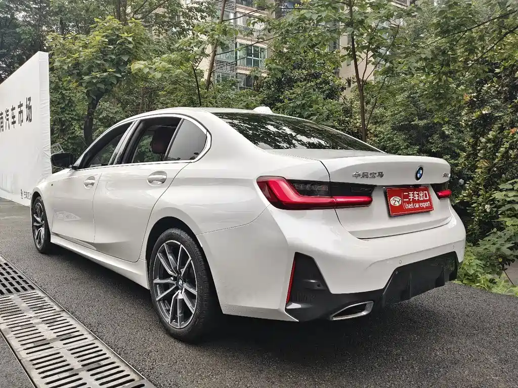 BMW 3 Series 2023