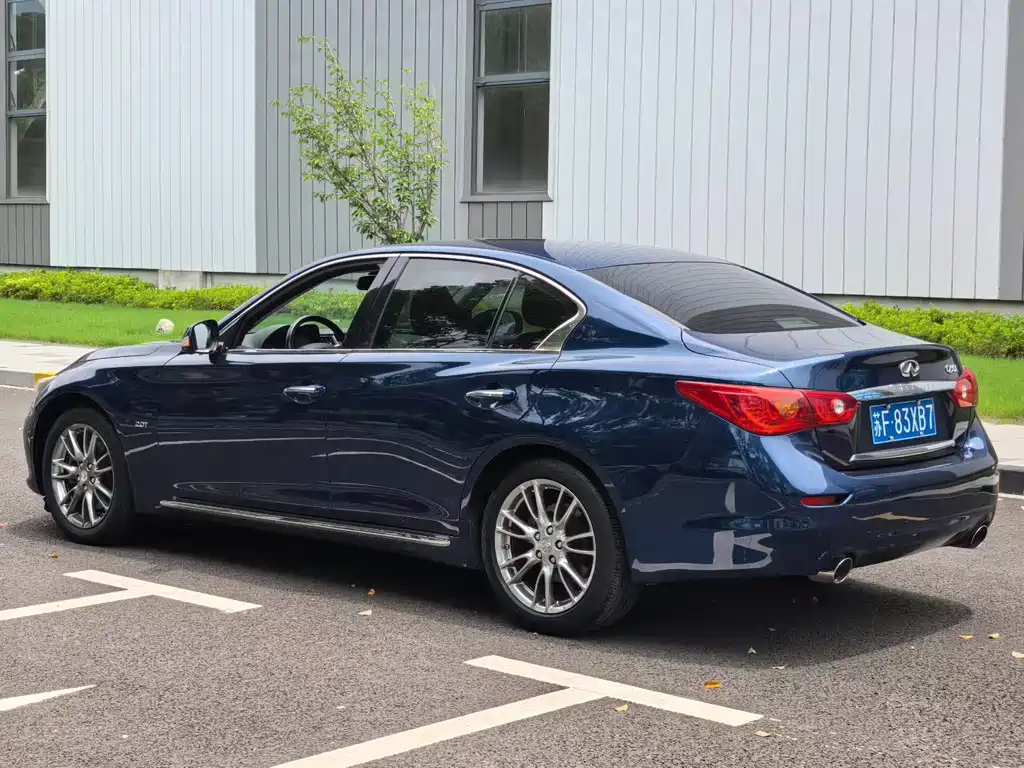Infiniti Q50L 2017
