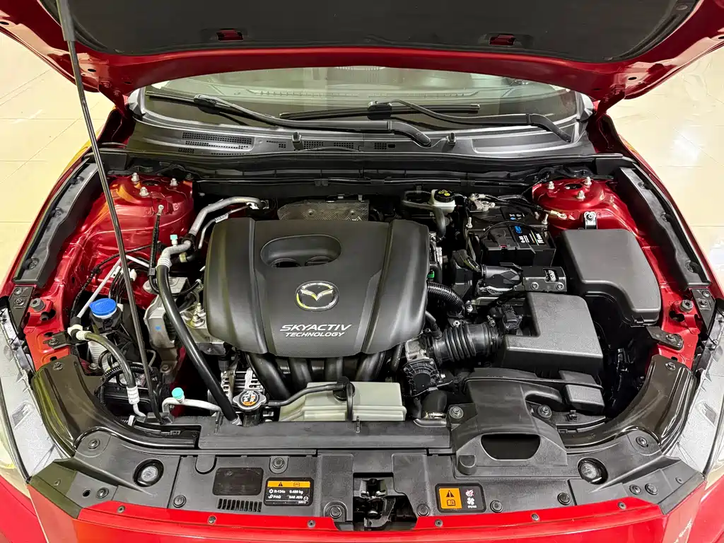Mazda 3 Axela 2015 — фото 9